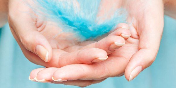 curare unghie fragili