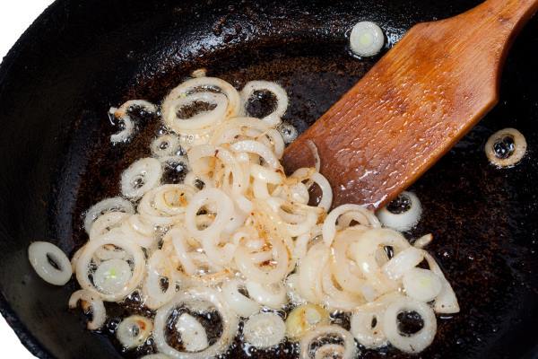 peli incarniti cipolla