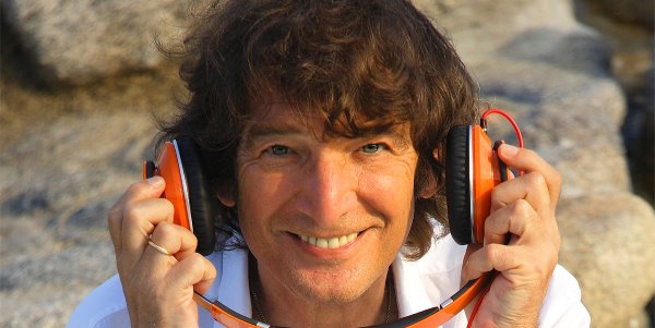 claudio cecchetto joca jouer