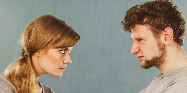 comportamenti uomo evitare donna