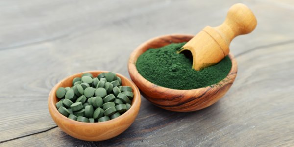 alga spirulina proprieta utilizzi